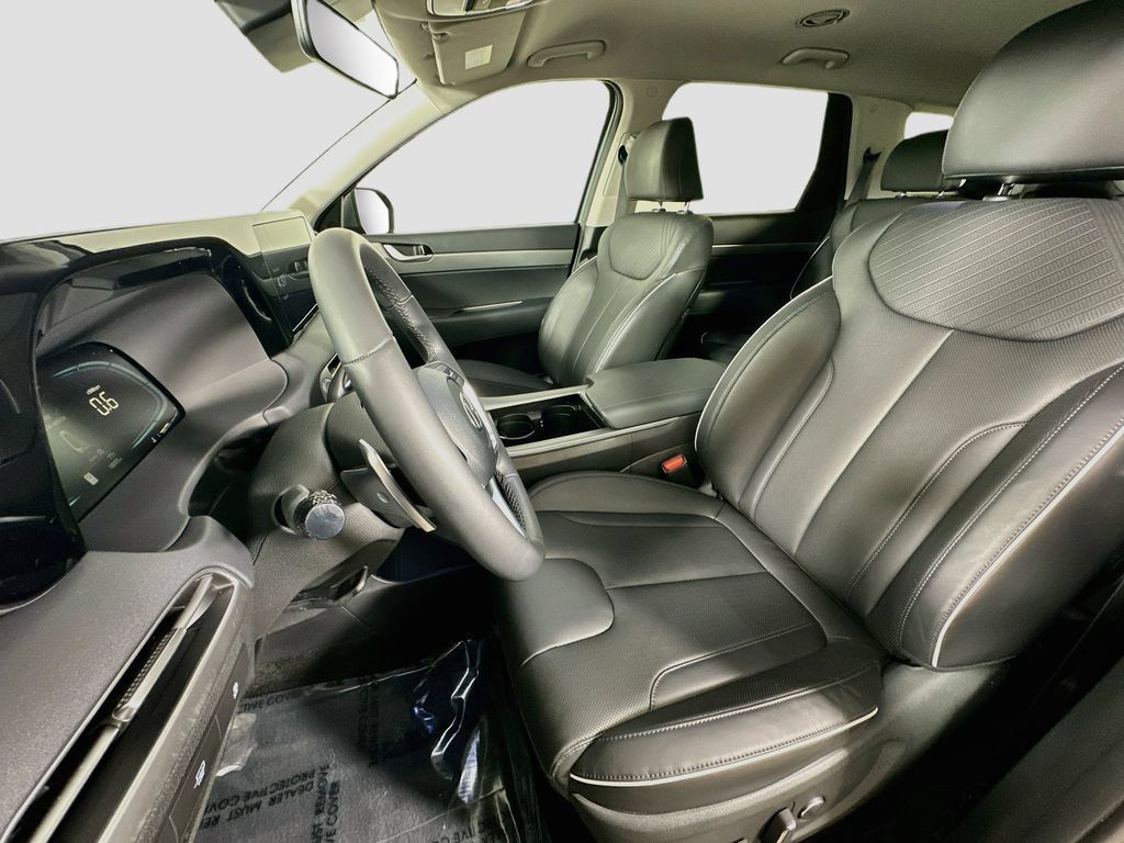 Used 2025 Hyundai Palisade SEL AWD/4WD image 17