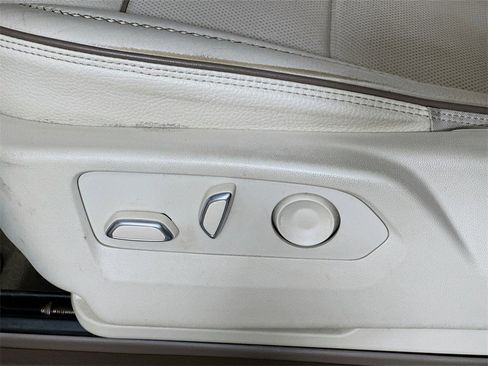 Used 2023 GMC Yukon XL Denali image 22