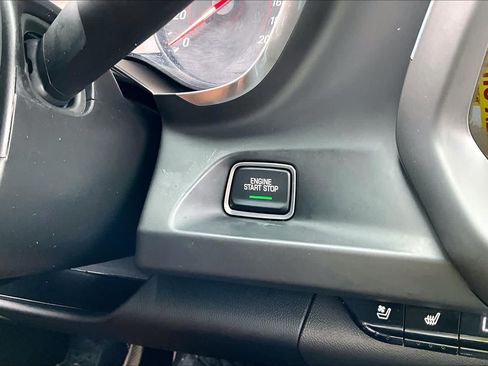 Used 2019 Chevrolet Camaro SS RWD image 32