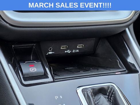 Used 2022 Subaru Outback Limited image 25