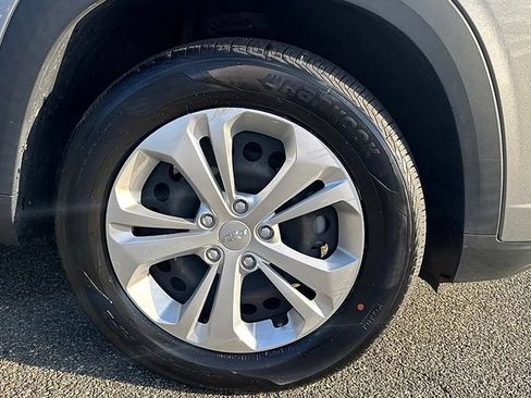 Certified 2024 Chevrolet Trax LS FWD image 8