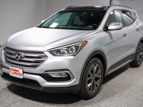 Used 2018 Hyundai Santa Fe Sport FWD image 33