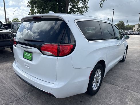 Certified 2020 Chrysler Pacifica Touring w/ Advanced Safetytec Group FWD image 41