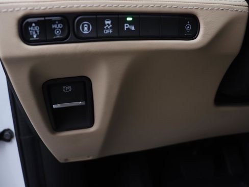 Used 2022 Acura MDX SH-AWD w/ Advance Package image 30