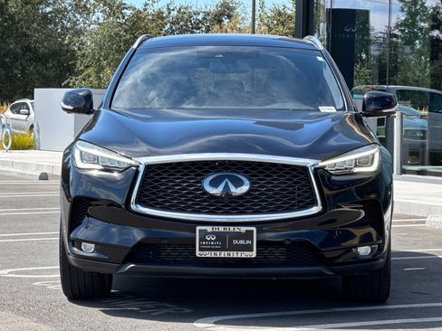 Used 2019 INFINITI QX50 Essential w/ Sensory Package image 9