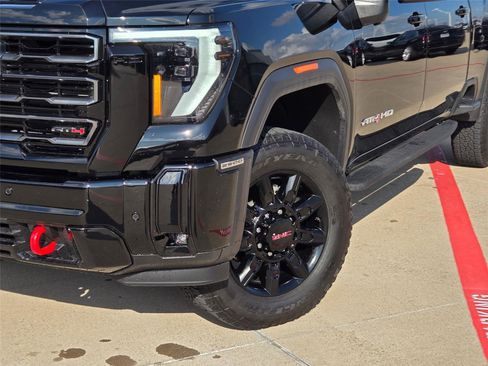 Used 2026 GMC Sierra 2500 AT4 w/ AT4 Preferred Package AWD/4WD image 7