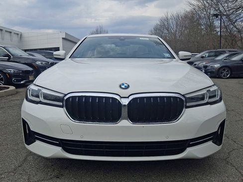 Used 2023 BMW 530i xDrive w/ Convenience Package image 2