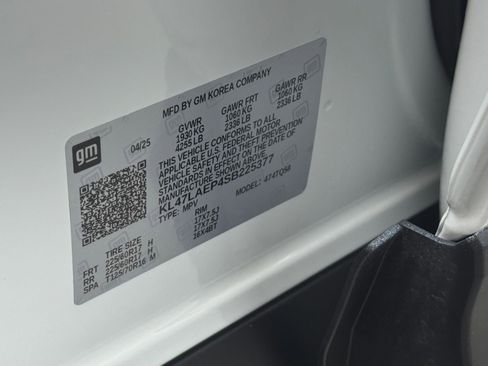 Used 2025 Buick Envista Preferred image 29