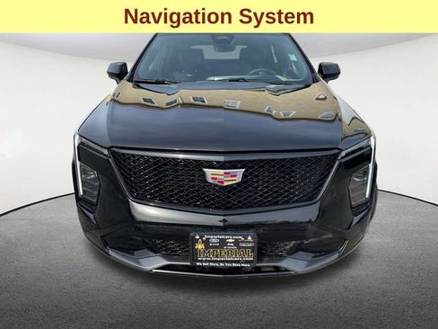 Used 2024 Cadillac XT4 Sport image 4