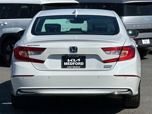 Used 2022 Honda Accord Touring image 5
