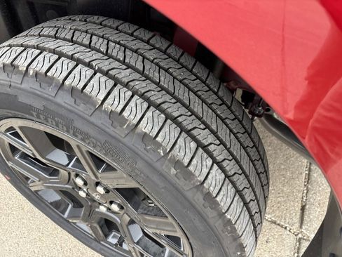 New 2025 Ford Maverick XLT w/ XLT Luxury Package image 8