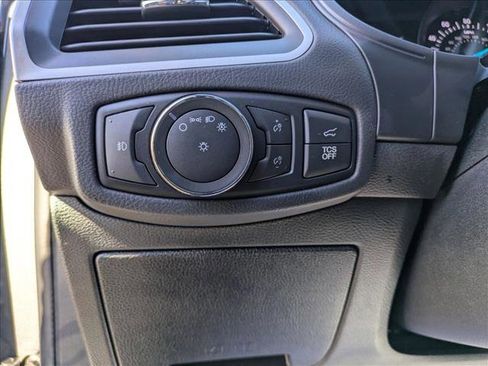 Certified 2022 Ford Edge ST-Line w/ Class II Trailer Tow Package image 11