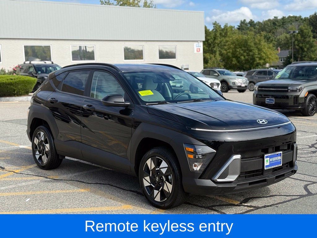 Used 2025 Hyundai Kona SEL AWD/4WD image 8