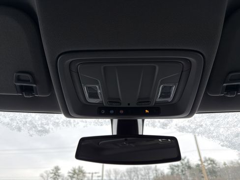 Used 2020 GMC Sierra 1500 Elevation image 18