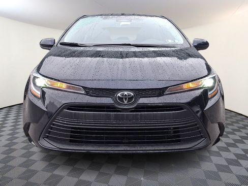 Certified 2024 Toyota Corolla LE FWD image 2