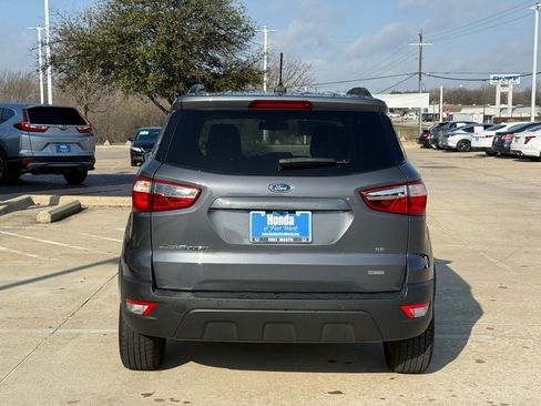 Used 2020 Ford EcoSport SE w/ SE Convenience Package image 4