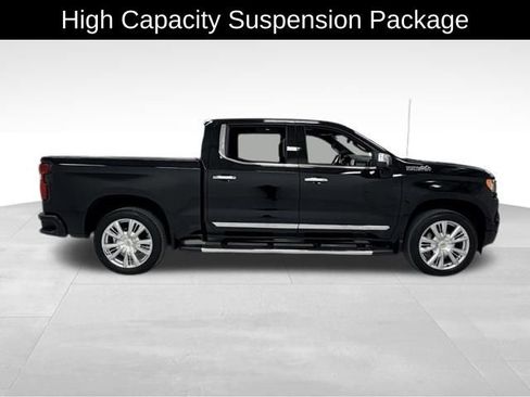 Certified 2024 Chevrolet Silverado 1500 High Country w/ High Country Premium Package image 8