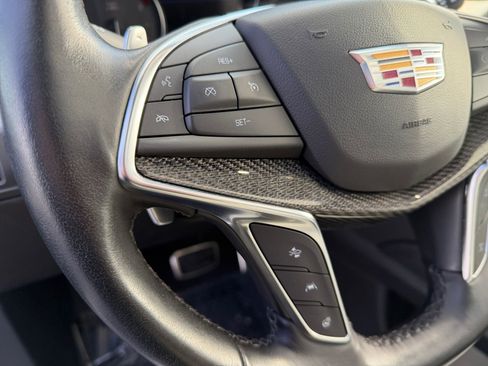 Used 2024 Cadillac XT5 Sportv image 18