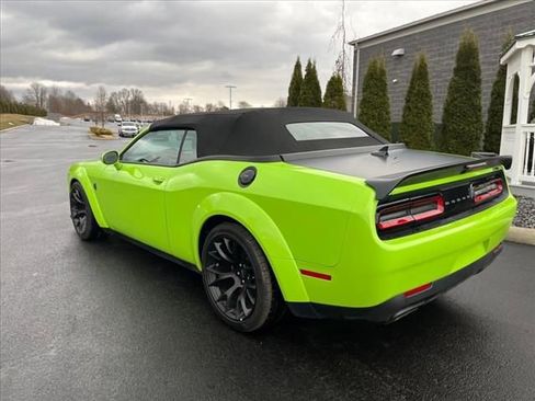 New 2023 Dodge Challenger SRT Hellcat RWD image 4
