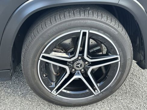 Certified 2024 Mercedes-Benz GLS 450 4MATIC image 14