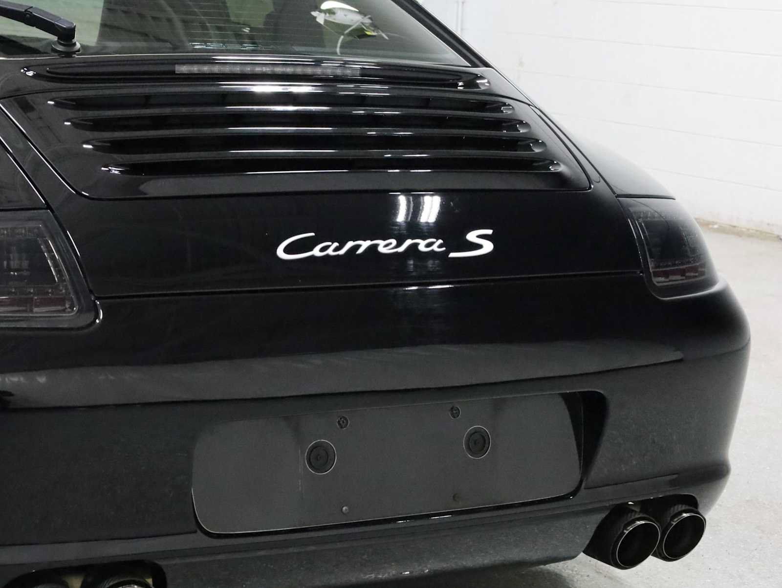 Used 2005 Porsche 911 Carrera S RWD image 8