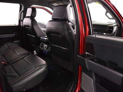 Used 2022 Ford F150 Lariat image 32