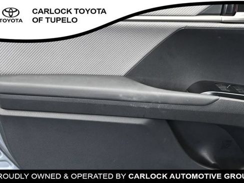Used 2025 Toyota Camry SE w/ Convenience Package FWD image 25