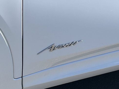 Used 2025 Buick Envista Avenir FWD image 33