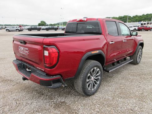 New 2026 GMC Canyon Denali AWD/4WD image 4
