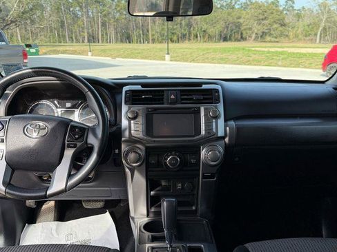 Used 2019 Toyota 4Runner SR5 image 14