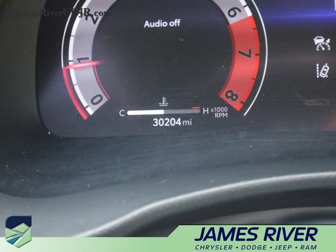 Used 2025 Toyota Highlander XSE AWD/4WD image 32