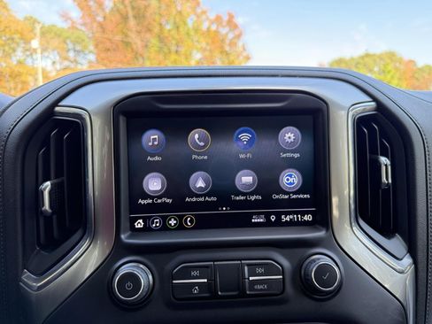 Used 2021 Chevrolet Silverado 1500 LT image 36