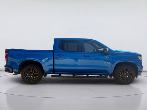 Used 2022 Chevrolet Silverado 1500 RST RWD image 2