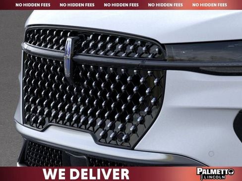 New 2026 Lincoln Nautilus Premier AWD/4WD image 17