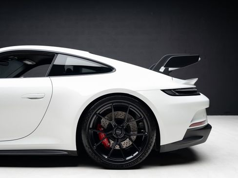 Used 2024 Porsche 911 GT3 image 21