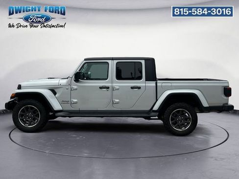 Used 2023 Jeep Gladiator Overland w/ Popular Equipment Package AWD/4WD image 2