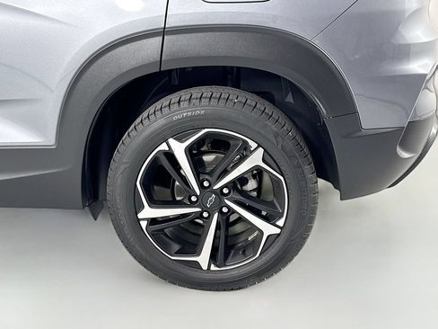 Used 2021 Chevrolet TrailBlazer RS AWD/4WD image 30