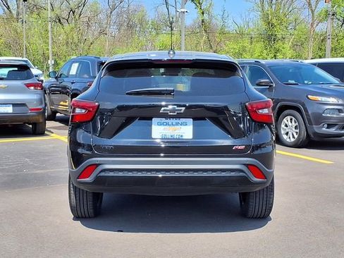 Used 2024 Chevrolet Trax RS w/ Driver Confidence Package FWD image 21