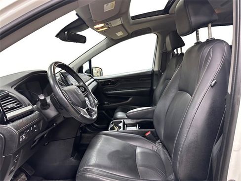 Used 2021 Honda Odyssey Touring image 9