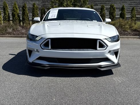 Used 2018 Ford Mustang GT Premium image 3