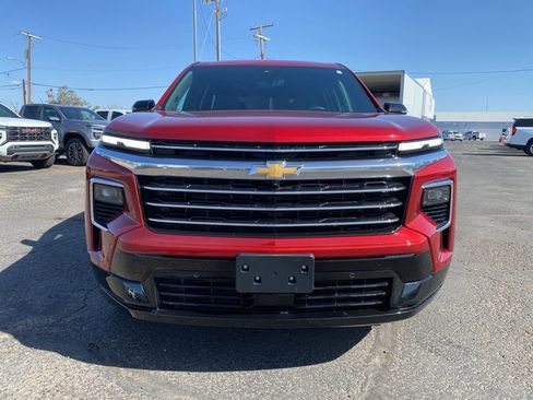 Used 2025 Chevrolet Traverse High Country w/ LPO, Floor Liner Package AWD/4WD image 29