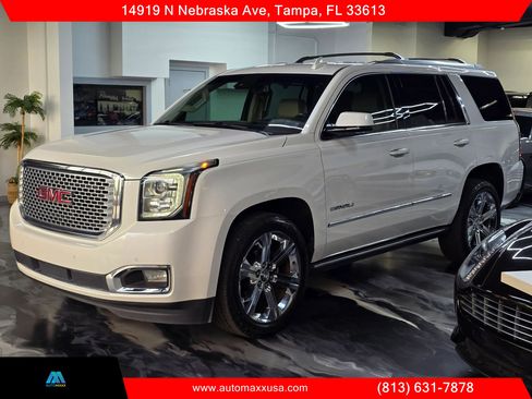 Used 2017 GMC Yukon Denali w/ Open Road Package AWD/4WD image 7