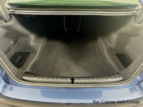 Used 2023 BMW 530i xDrive w/ Premium Package image 28