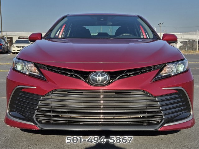 Used 2021 Toyota Camry LE FWD image 8