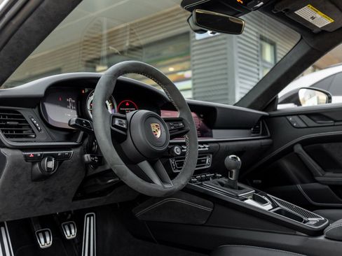 Certified 2022 Porsche 911 GT3 image 4