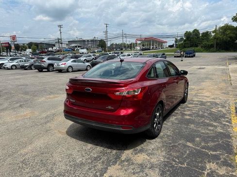 Used 2013 Ford Focus SE FWD image 5