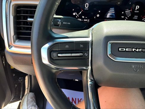 Used 2024 GMC Canyon Denali AWD/4WD image 22