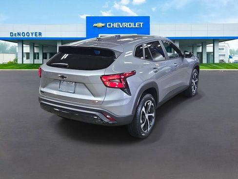 New 2026 Chevrolet Trax RS w/ Driver Confidence Package FWD image 7