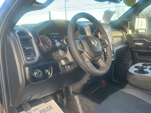 Used 2025 RAM 5500 4x4 Regular Cab image 11