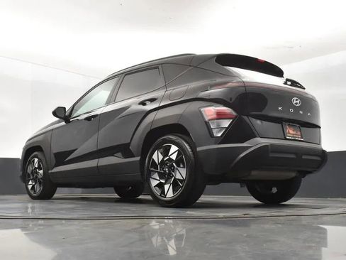 Used 2024 Hyundai Kona SEL FWD image 12
